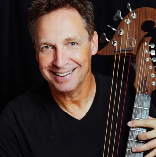 Konzert: Stephan Bormann - Traveler On Guitar - Ein virtuoser Könner seines Faches! – Wilhelm13