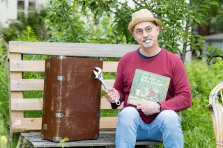 René Schack liest und spielt: Was fehlt dir, kleiner Roboter? – Kinderbibliothek am PFL