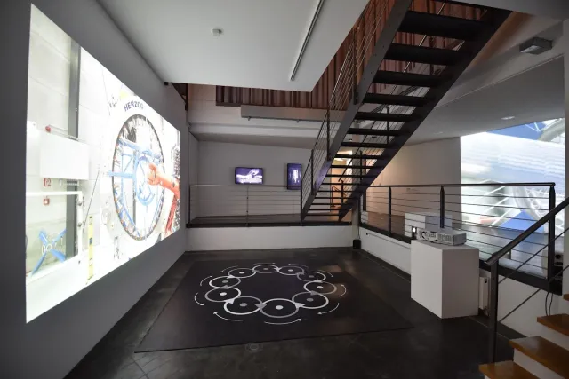 Haus für Medienkunst – Foto 3