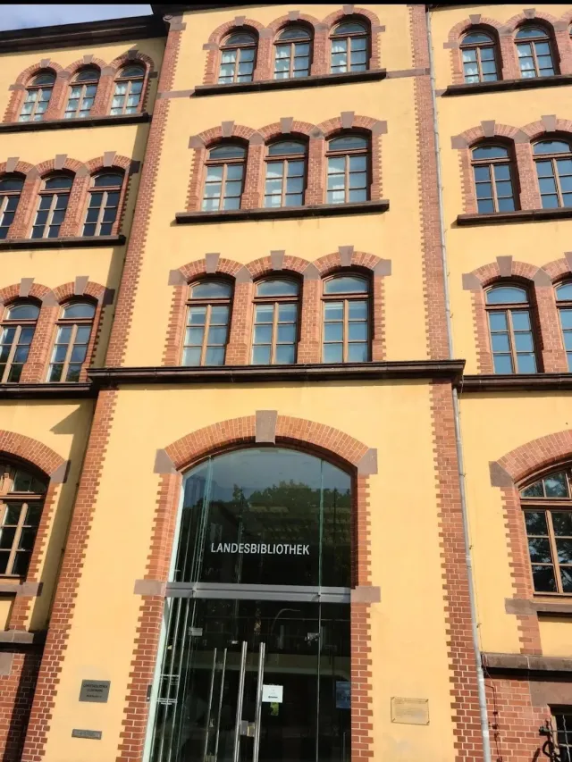 Landesbibliothek – Foto 4