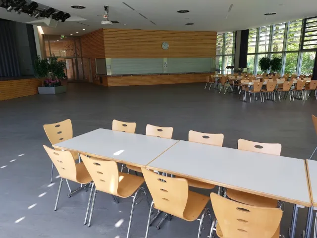 Mensa der Oberschule Ofenerdiek – Foto 1