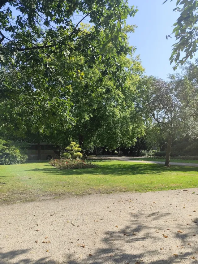 Cäcilienplatz – Foto 2
