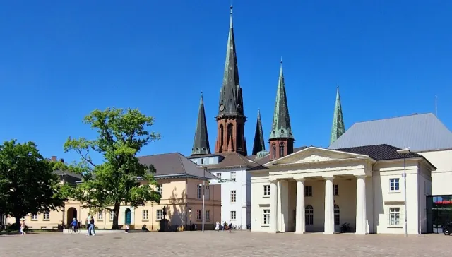 Kirchplatz St.Lambertikirche – Foto 2